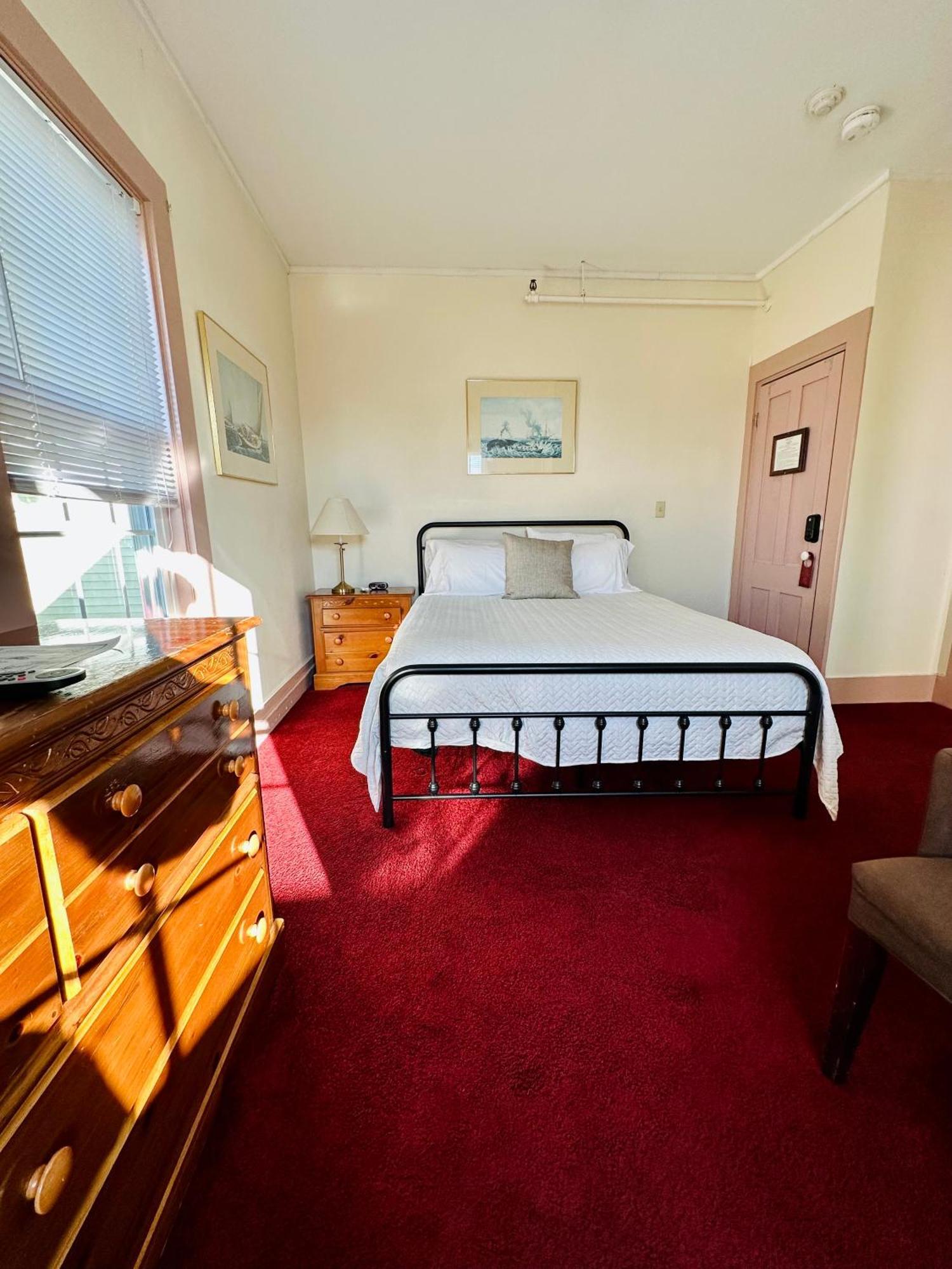 Gifford House Hotel โพรวินซ์ทาวน์ ภายนอก รูปภาพ