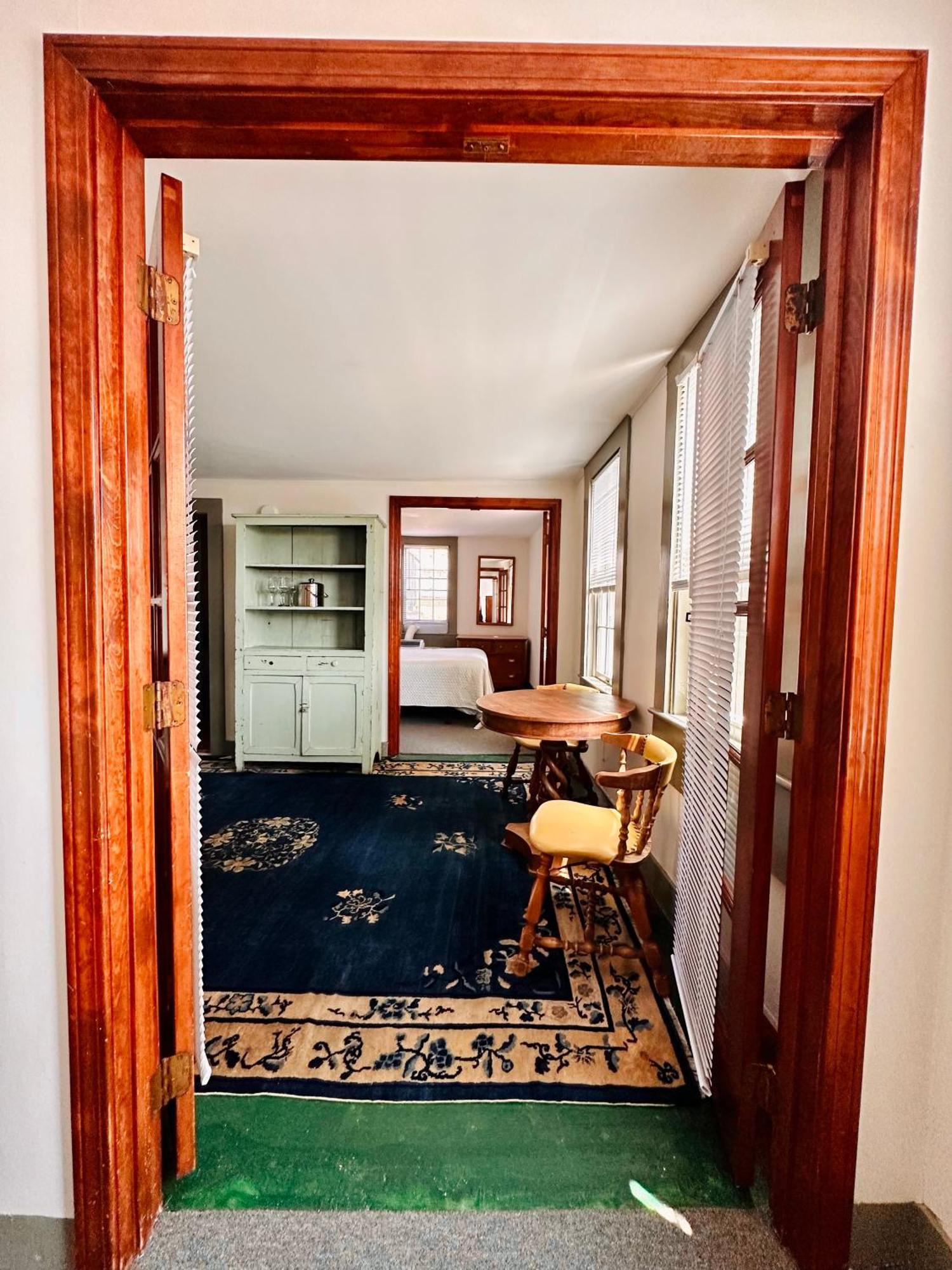 Gifford House Hotel โพรวินซ์ทาวน์ ภายนอก รูปภาพ